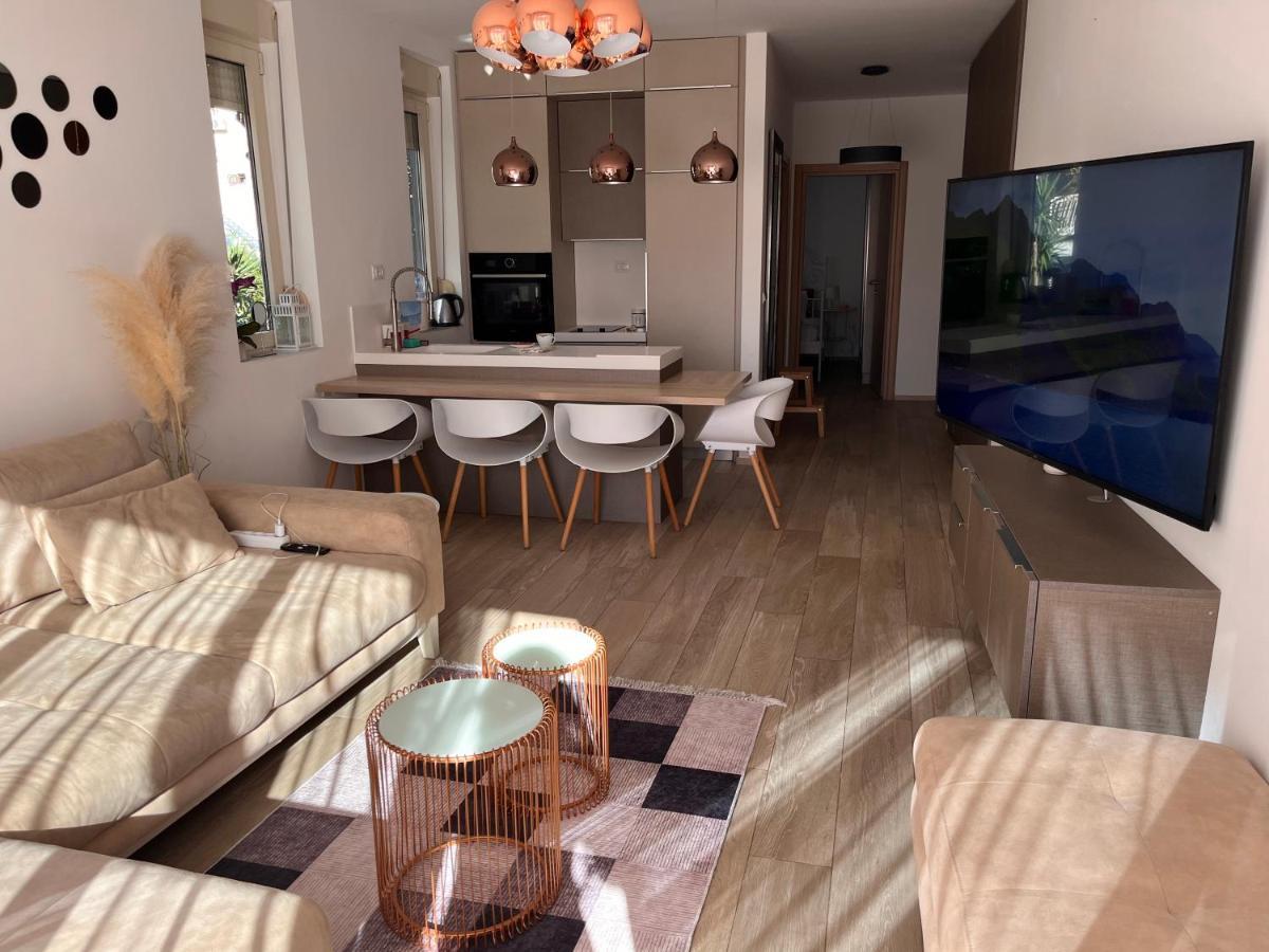 Atina Apartment, City Centre Budva ,Luxurious, Bright, Parking Dış mekan fotoğraf