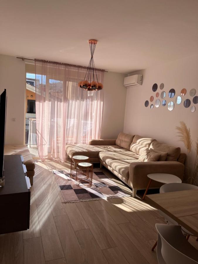 Atina Apartment, City Centre Budva ,Luxurious, Bright, Parking Dış mekan fotoğraf