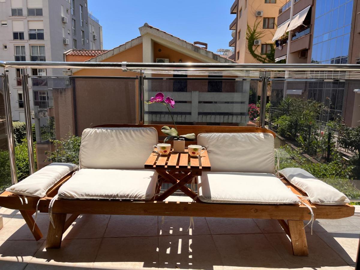 Atina Apartment, City Centre Budva ,Luxurious, Bright, Parking Dış mekan fotoğraf